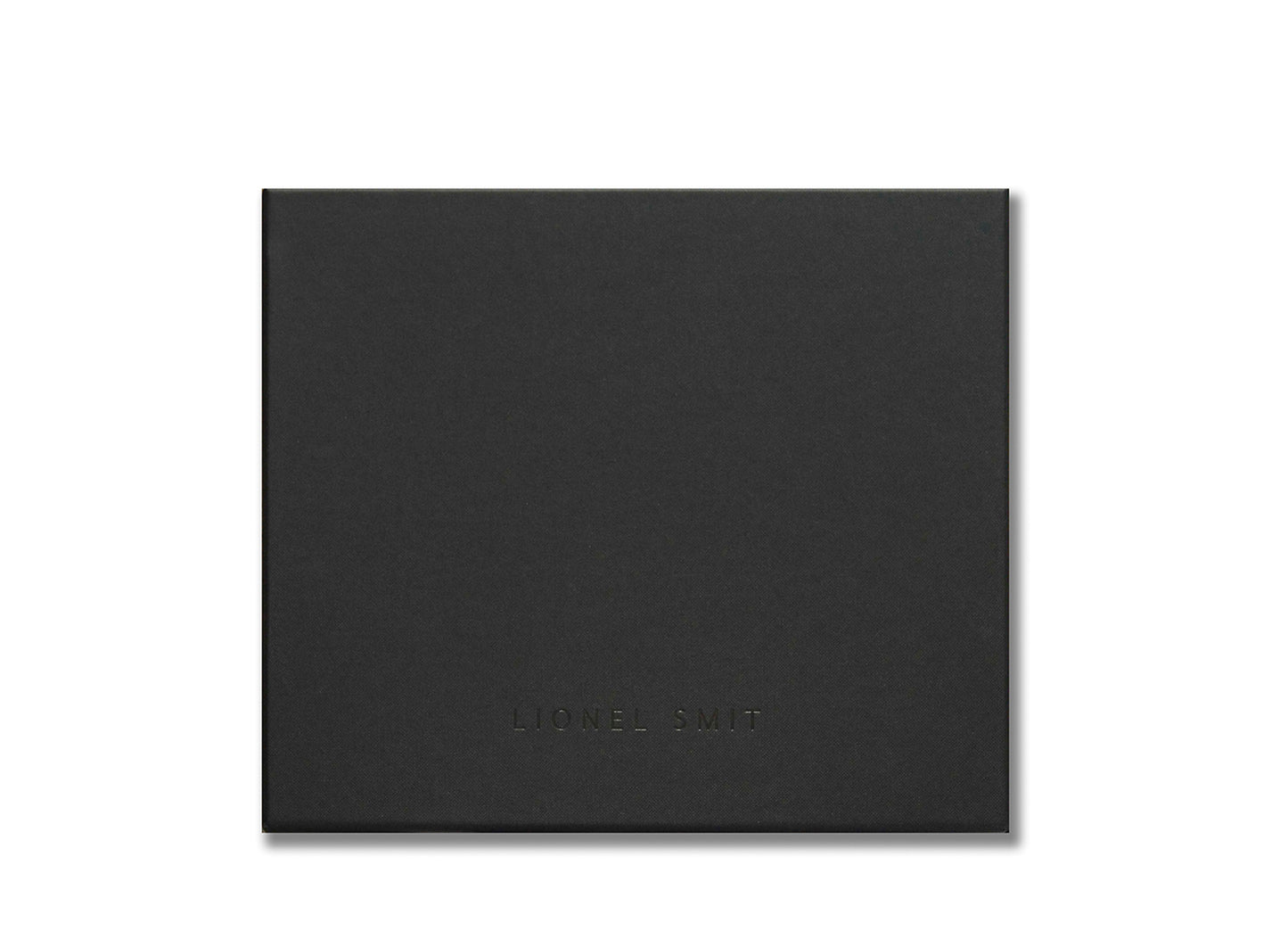 Lionel Smit's new art book showcase four solo exhibitions spanning from 2020 to 2023. Transitions with Giclée Print from the Lionel Smit Studio